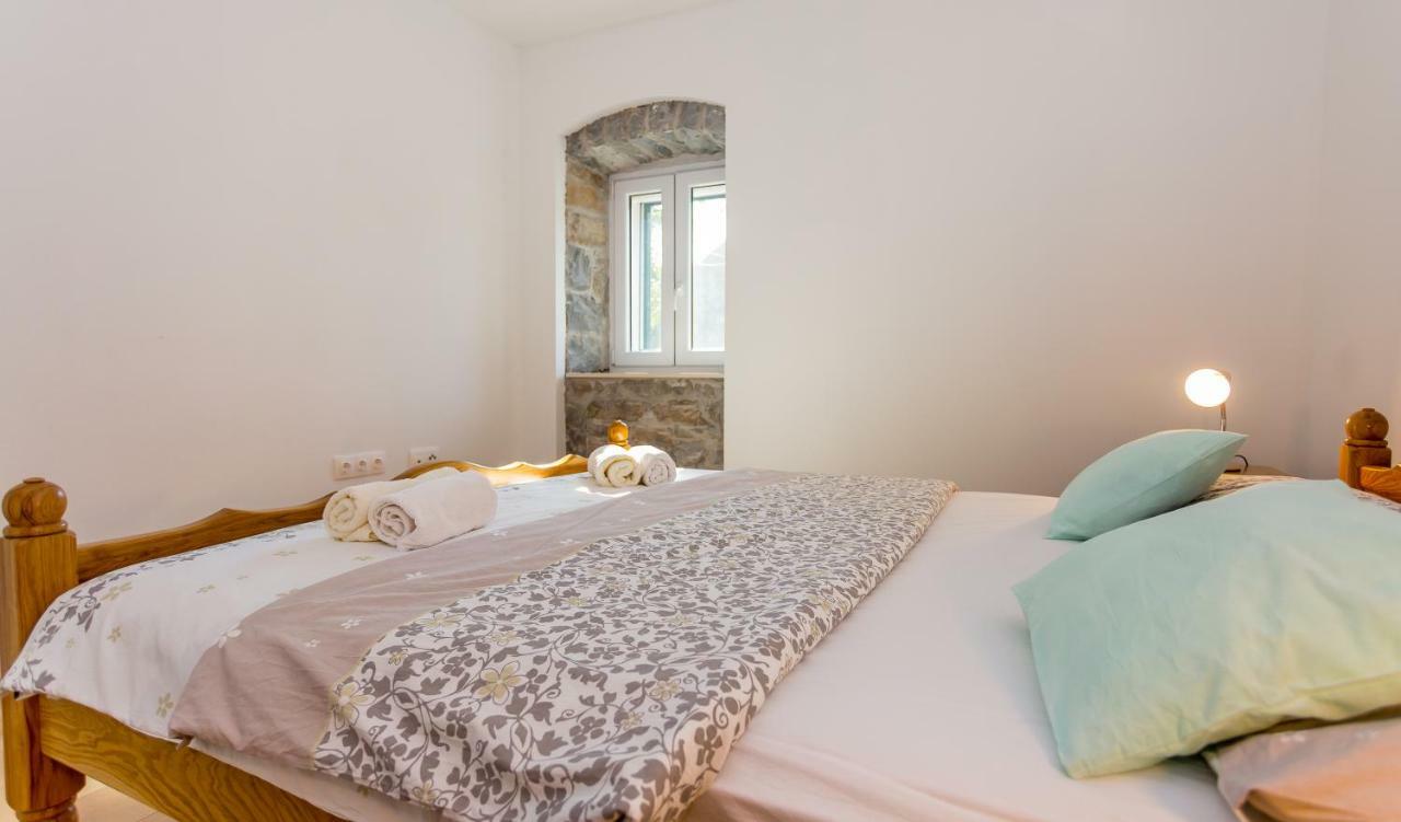 Apartmani Rebac Gata Buitenkant foto